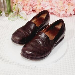 Dansko Pia Brown Leather Double Gore Slip On Flat Loafers - Size 40 (9.5-10)